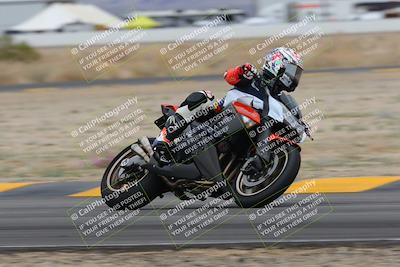 media/Jan-14-2023-SoCal Trackdays (Sat) [[497694156f]]/Turn 4 Set 2 (1030am)/